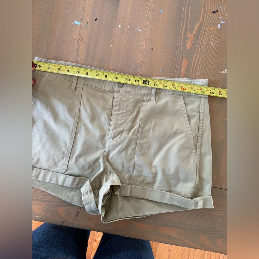 J.Crew Sage Green Cargo Shorts Women’s Size 14 Casual Utility‎ High Rise Summer - Picture 4 of 7
